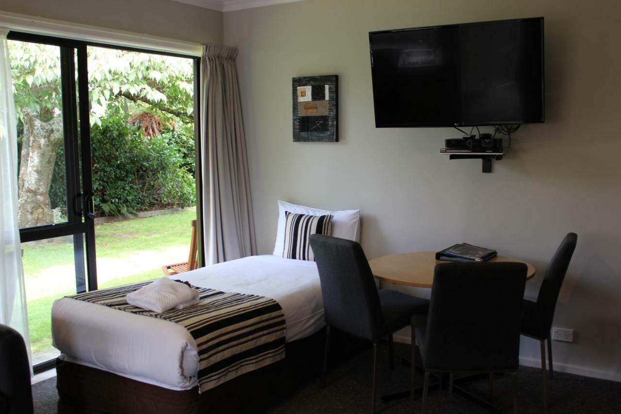 Acapulco Motor Inn Lago Lago Taupo Exterior foto
